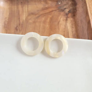 Jojo Stud Earrings - Ivory Shimmer